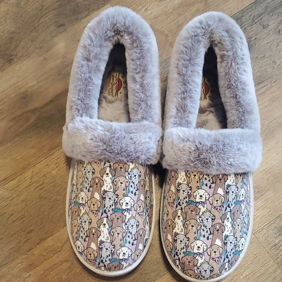 Cozy Dog Print Slippers with Faux Fur Lining - Picture 2 of 6
